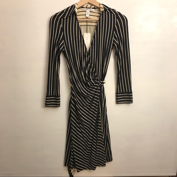 Diane von Furstenberg Rona Ropes Navy Wrap Dress - Picture 9 of 12